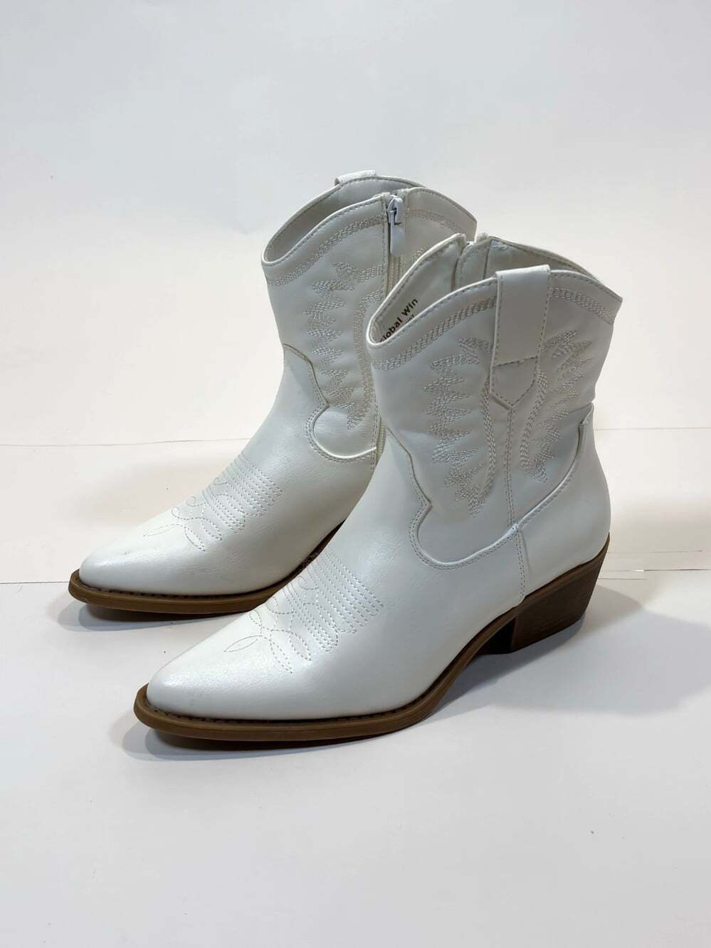 Global Win Mid Calf White Western Cowboy Cowgirl Boots - Size 7